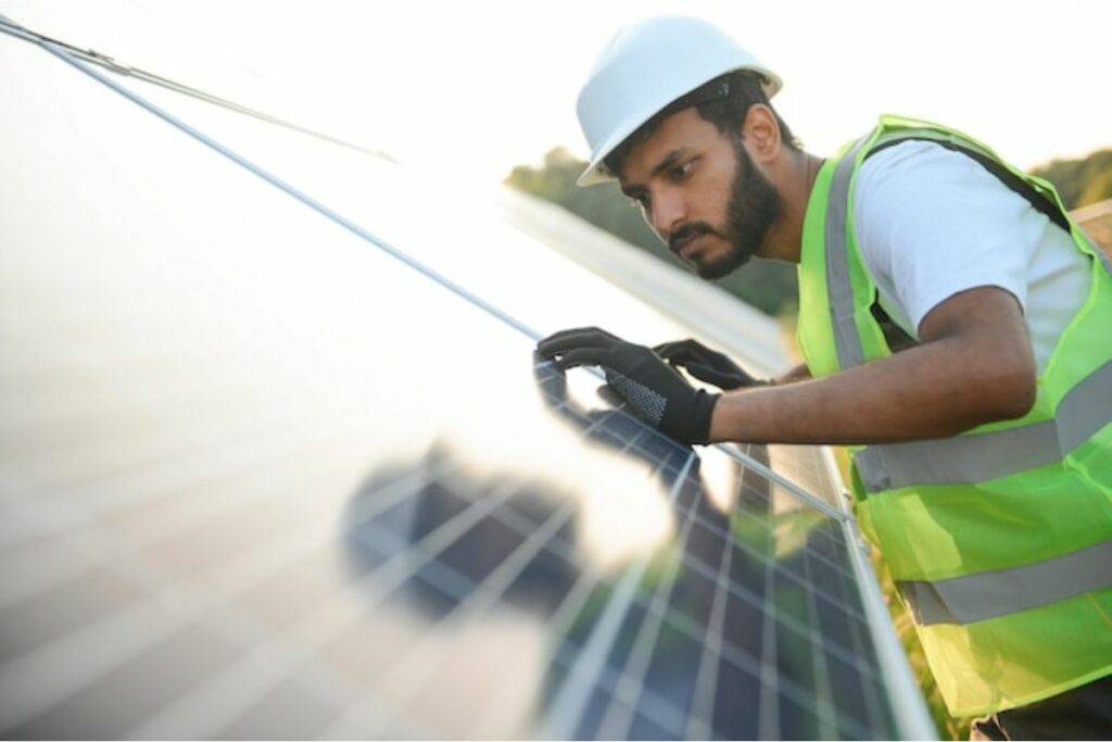 Right Solar Provider Offers Monthly Maintenance Services