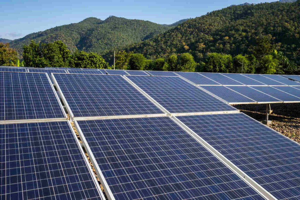 Commercial Case Study Noida Warehouse- GST in solar panels